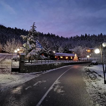 Livadaki Village Megali Kapsi Buitenkant foto