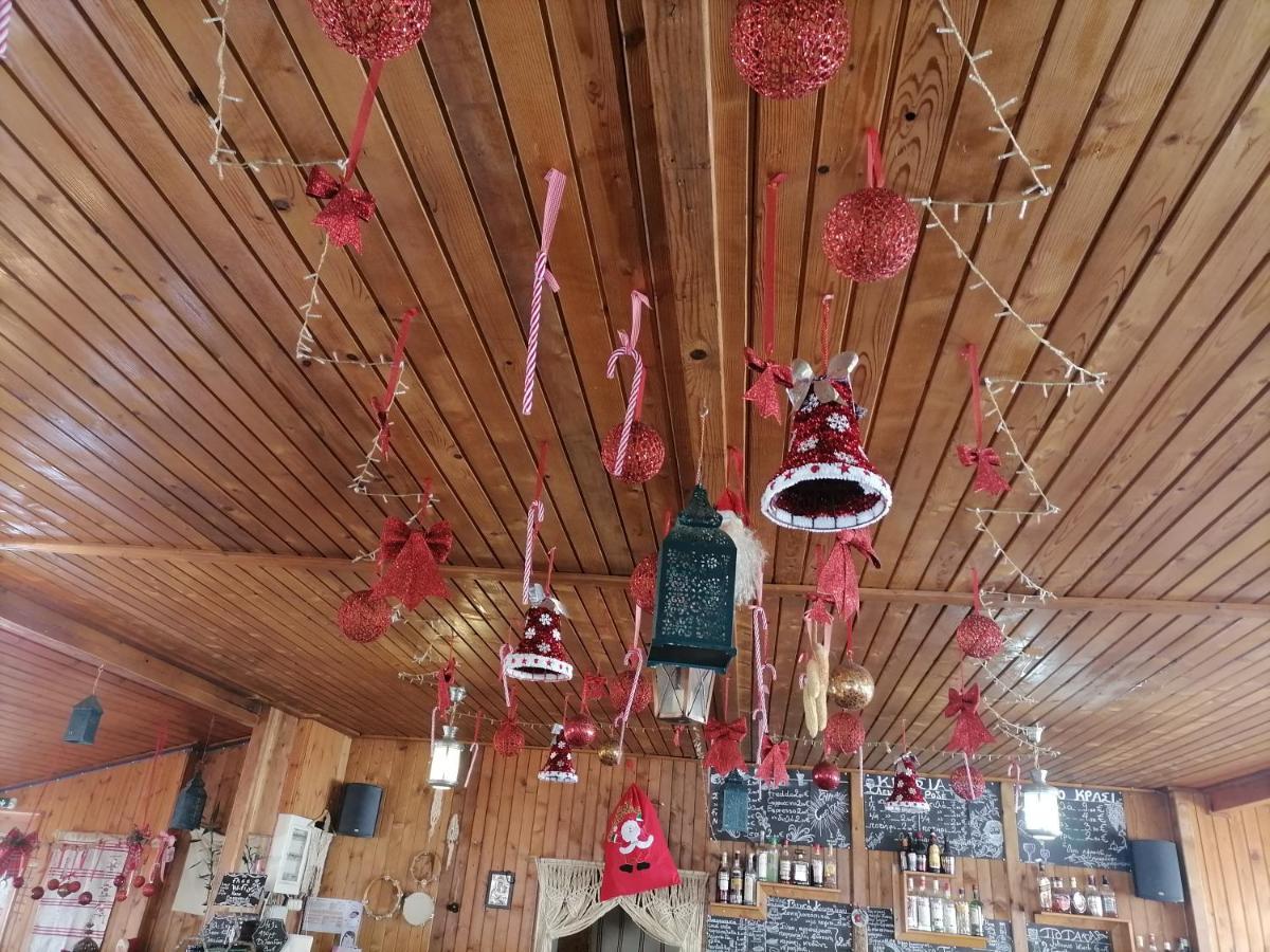 Livadaki Village Megali Kapsi Buitenkant foto