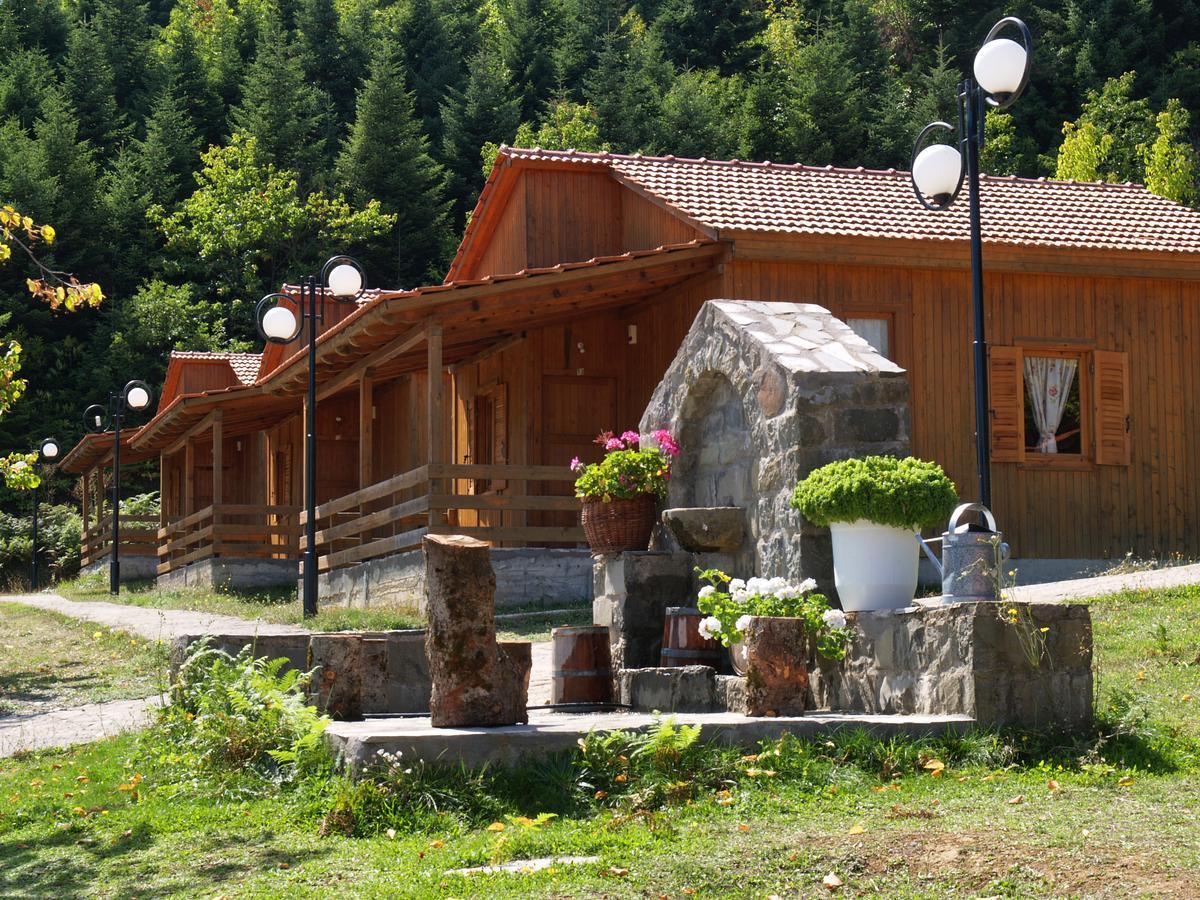 Livadaki Village Megali Kapsi Buitenkant foto