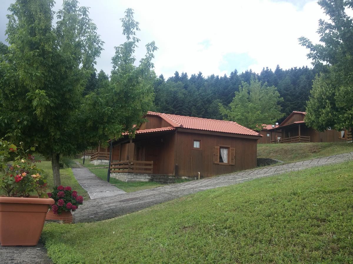 Livadaki Village Megali Kapsi Buitenkant foto