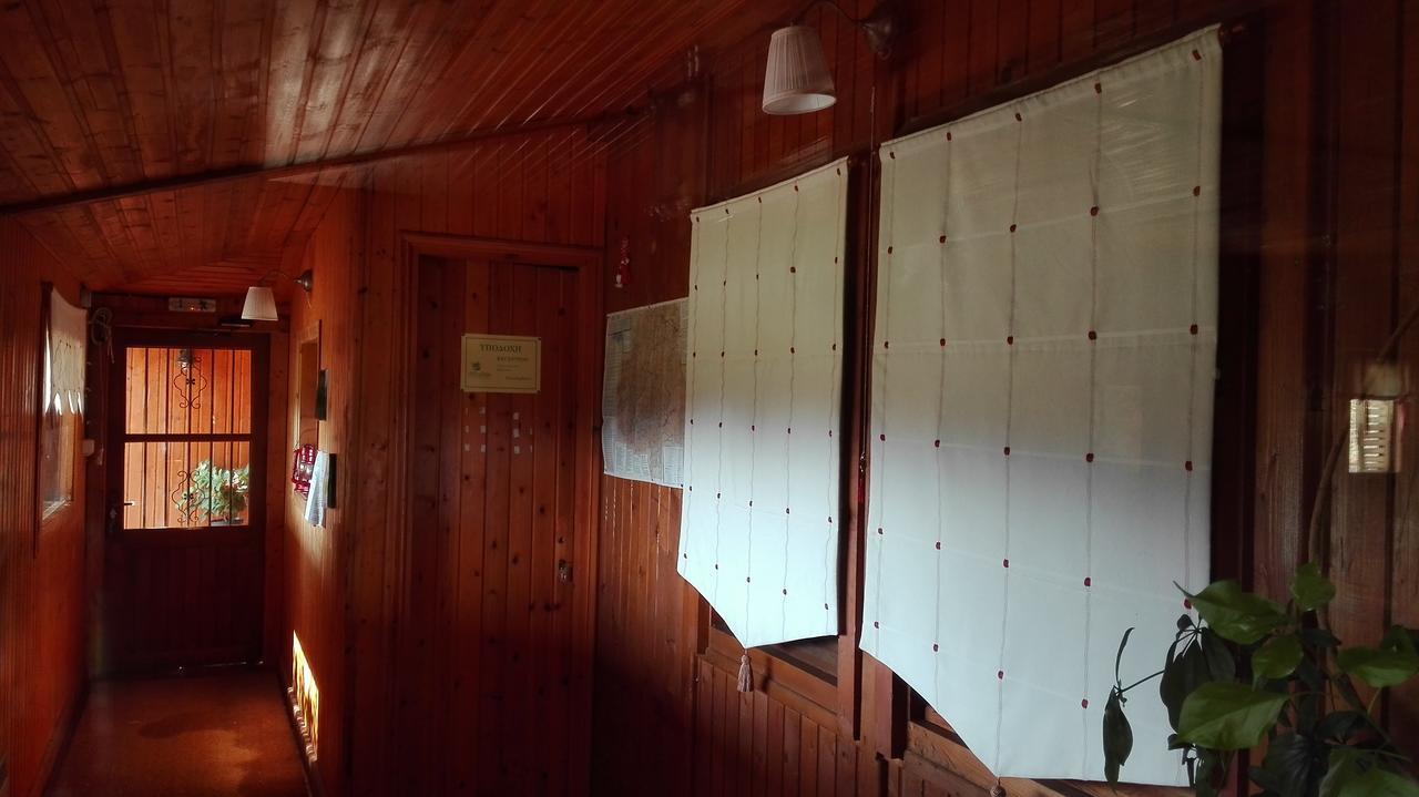 Livadaki Village Megali Kapsi Buitenkant foto
