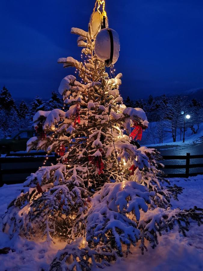 Livadaki Village Megali Kapsi Buitenkant foto